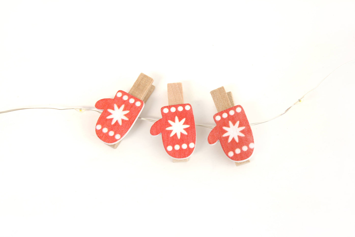 Microdot Fairy Lights Decorative Ambient Lighting Battery Operated 20 LED Copper Wire with 10 LED Wood Gloves Clips