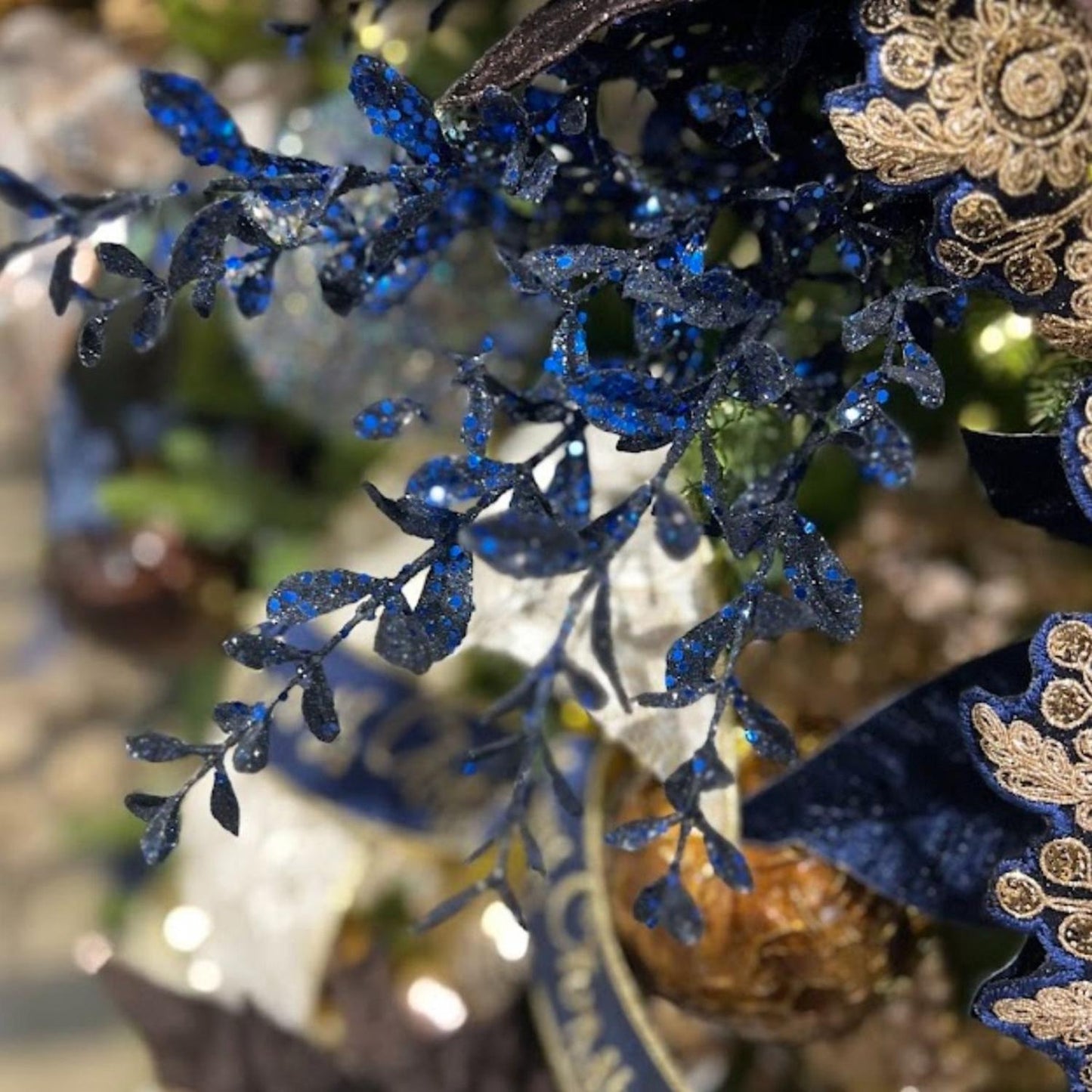 22" Glitter Boxwood Spray: Midnight Blue