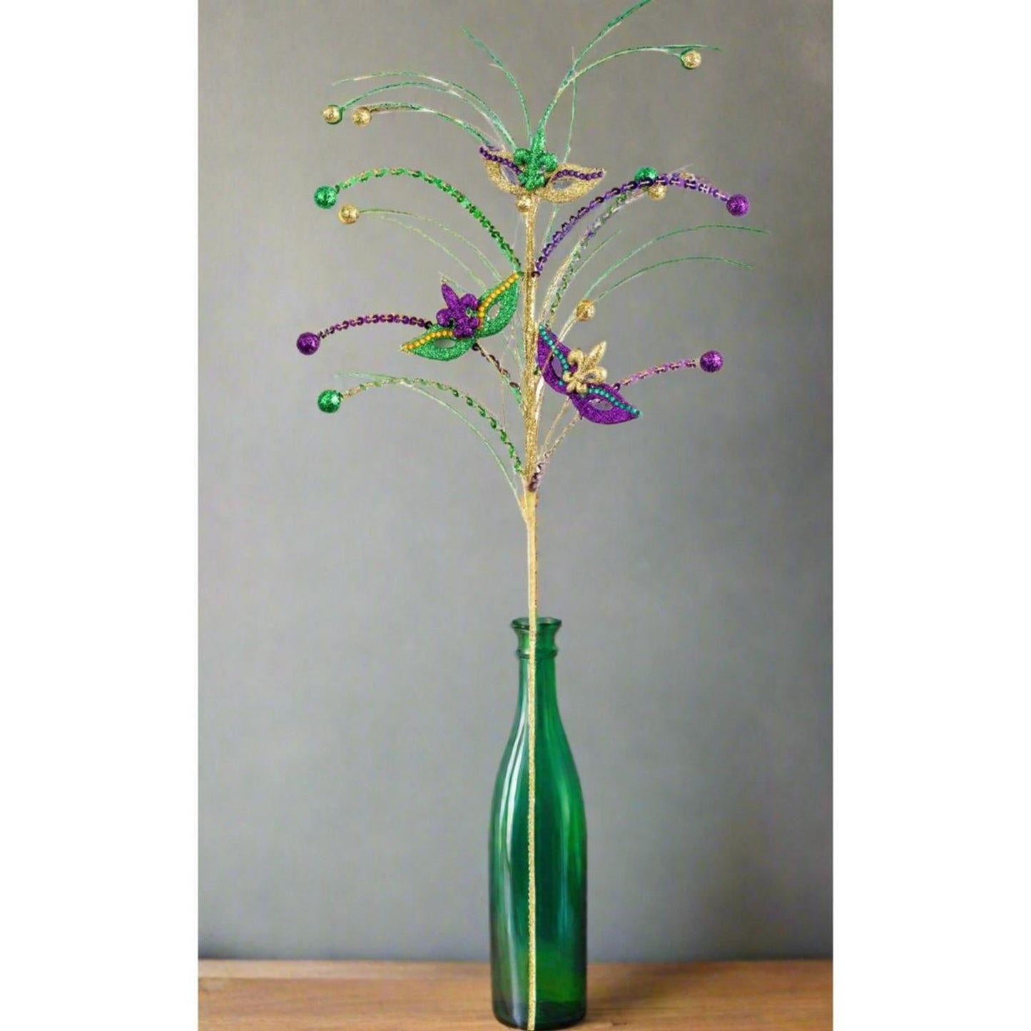 30" Mardi Gras Masks & Balls Spray