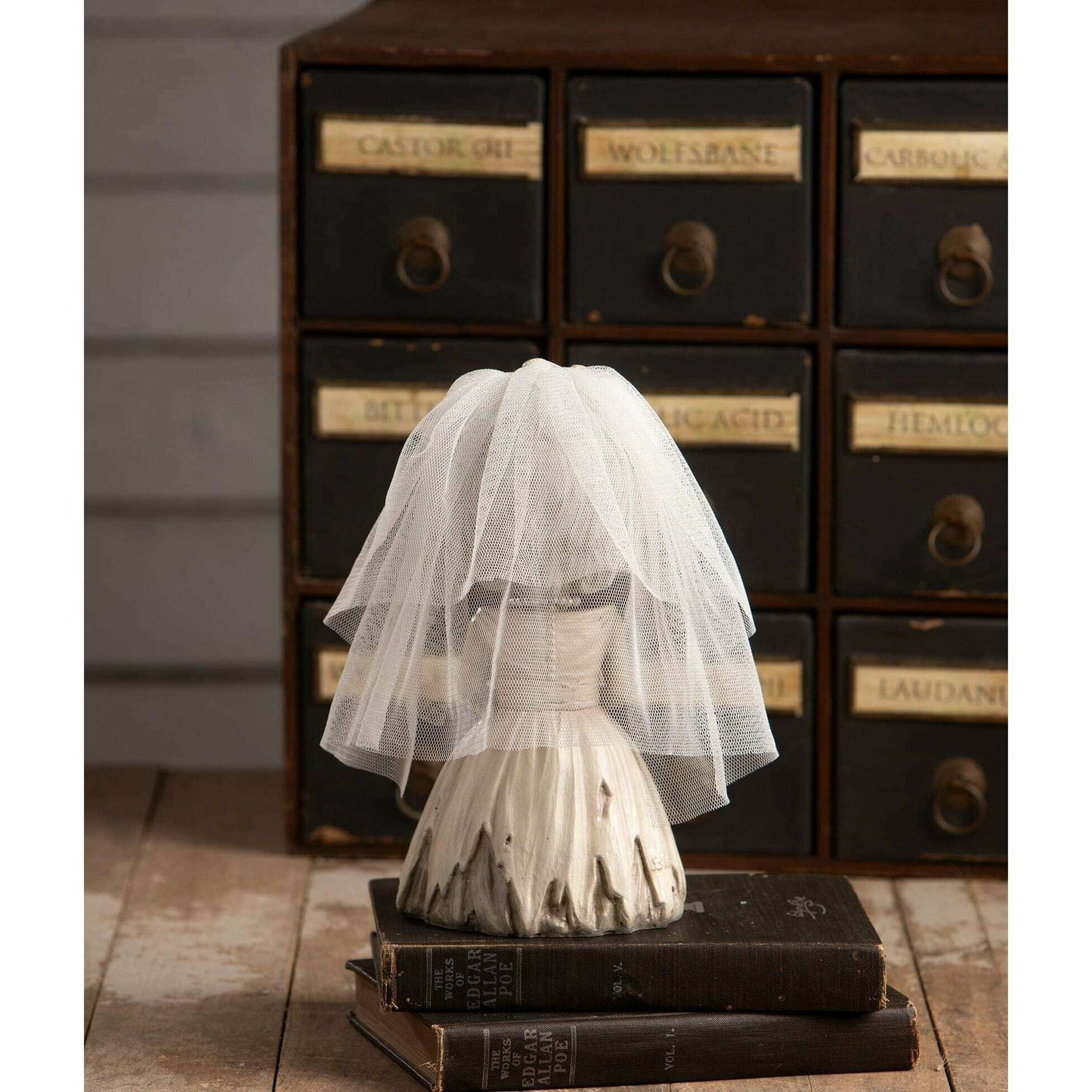 Bride Evangeline Skelly | Halloween Decor | Bethany Lowe