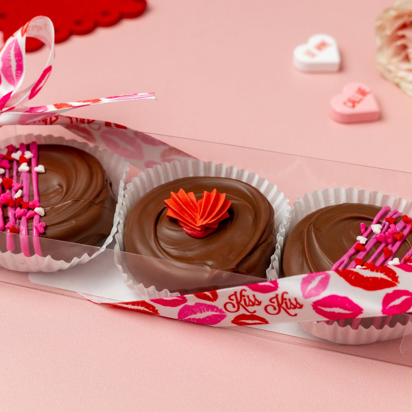 3-Piece Decorated Oreo Box - Valentine's Day