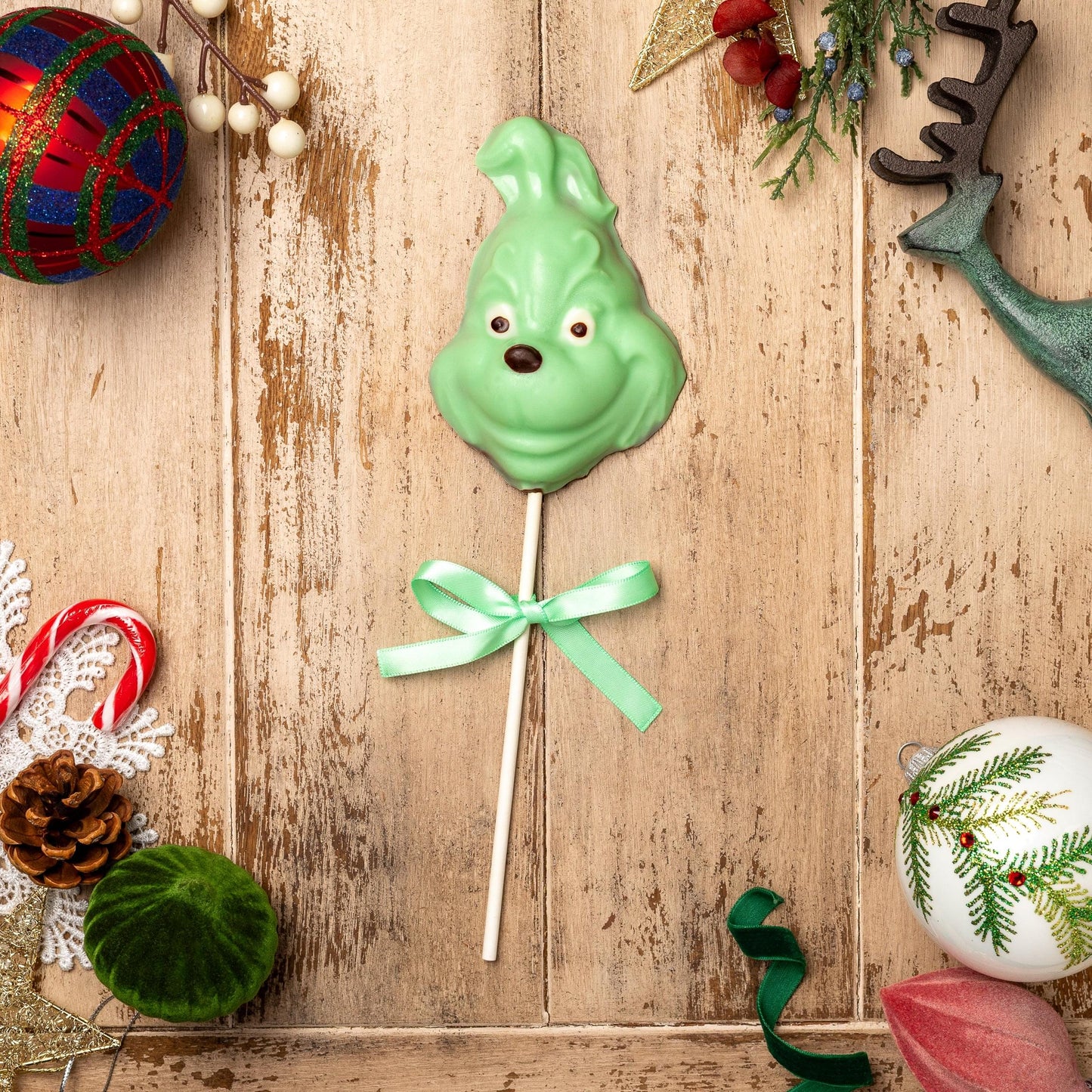 Grinch Lolly