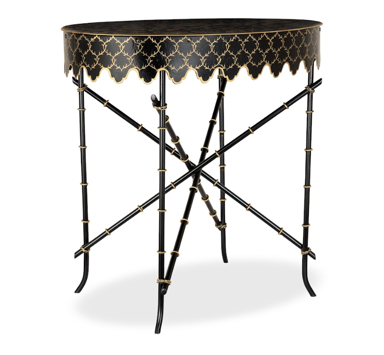 Black & Gold Trellis Scalloped Table