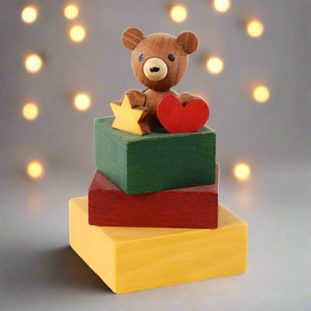Weihnachtsmann Collectibles - Stack of Christmas Gifts