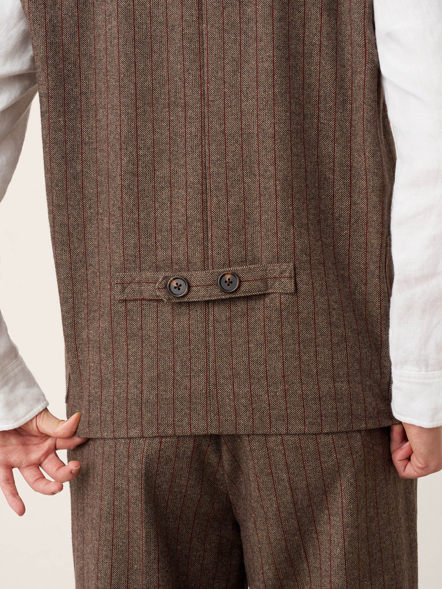 Wool Striped V-Neck Button-Detail Vest ELUNED