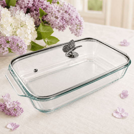 Butterfly Lid with Pyrex 3 quart Baking Dish