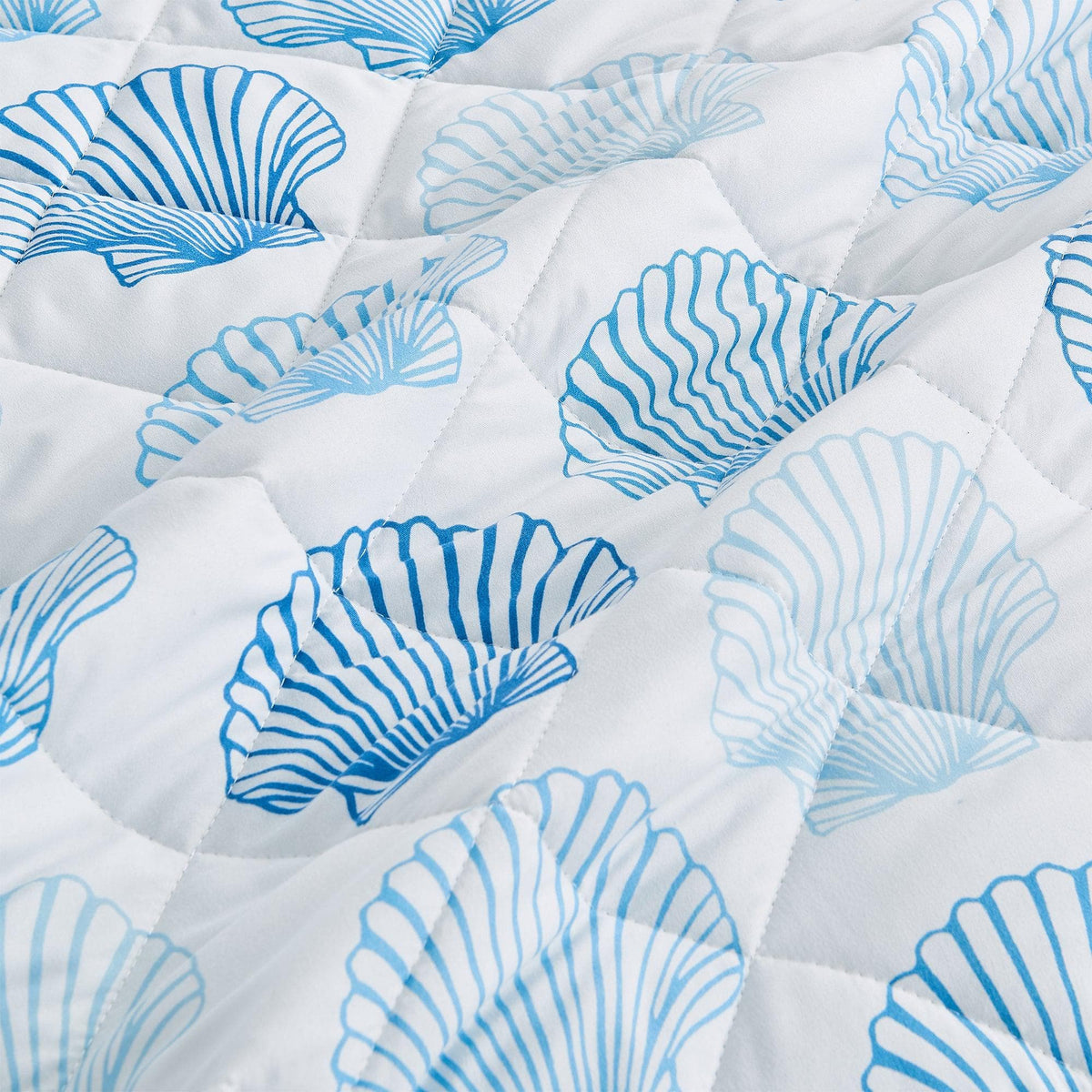 Coastal Blue Seashell Quilt Set - Cersi Collection