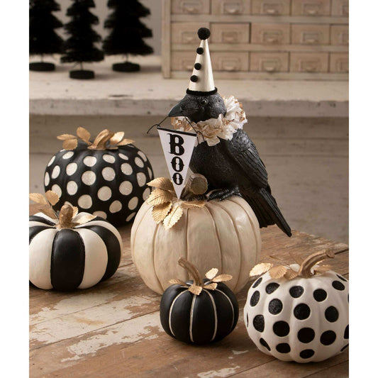 Midnight Messenger Crow | Halloween Decor | Bethany Lowe