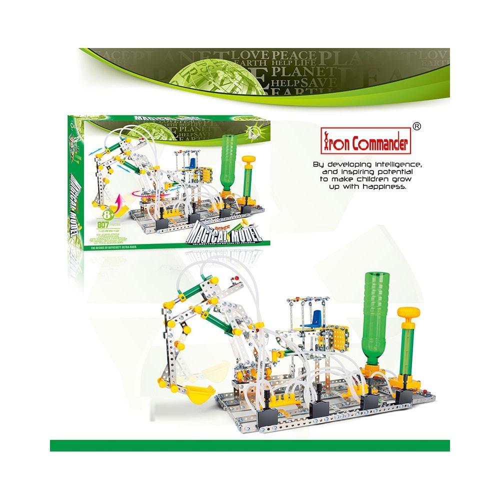 Functioning Claw with Air Pressure Construction Model Kit (807 Pieces)