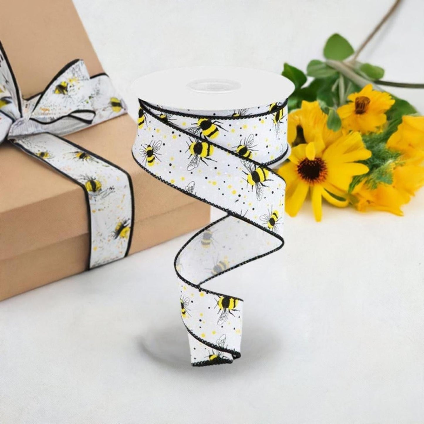 1.5" Bumble Bee On Diagonal Weave Ribbon: White (10 Yards)