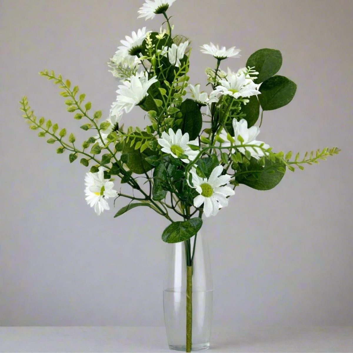 18" Daisy Filler Pick: White