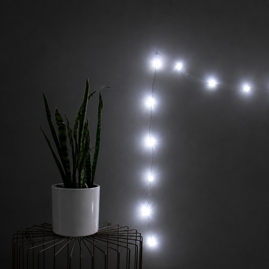 18 LED Crackle Balls Battery Operated Lights - White