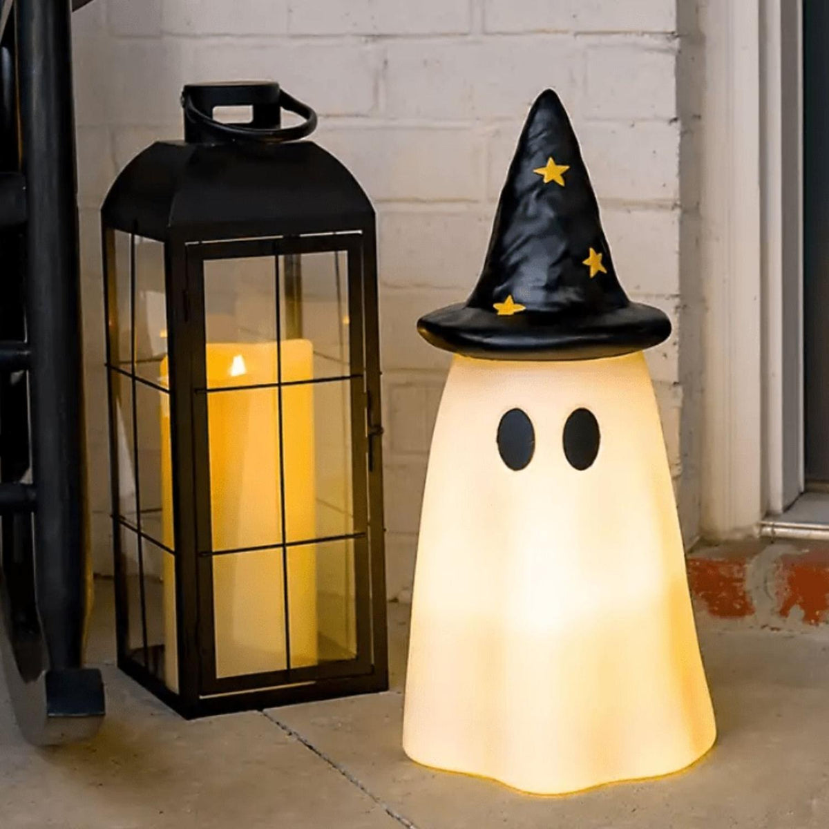20" LED Outdoor Ghost