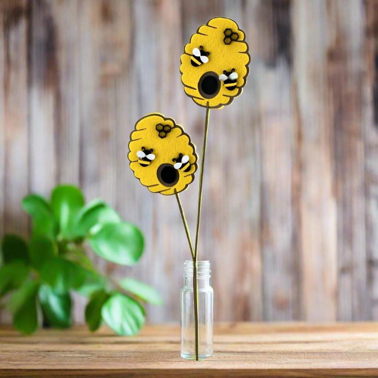 24" Yellow Bee Hive Spray