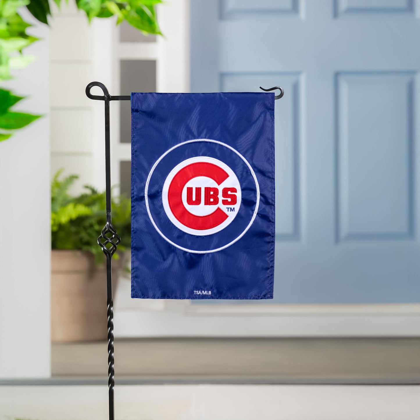 Chicago Cubs Appliqué Garden Flag