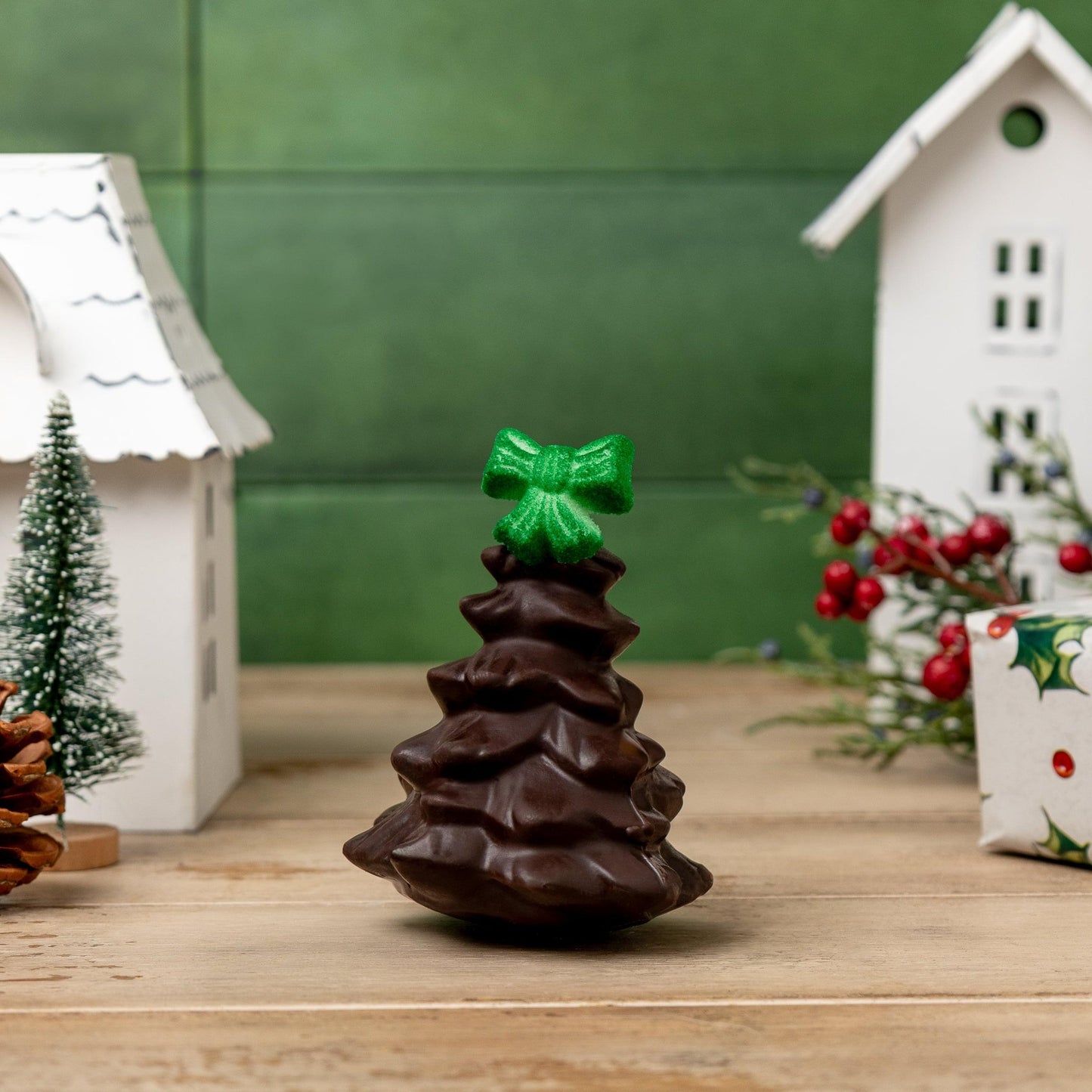 3D Christmas Tree With Bow
