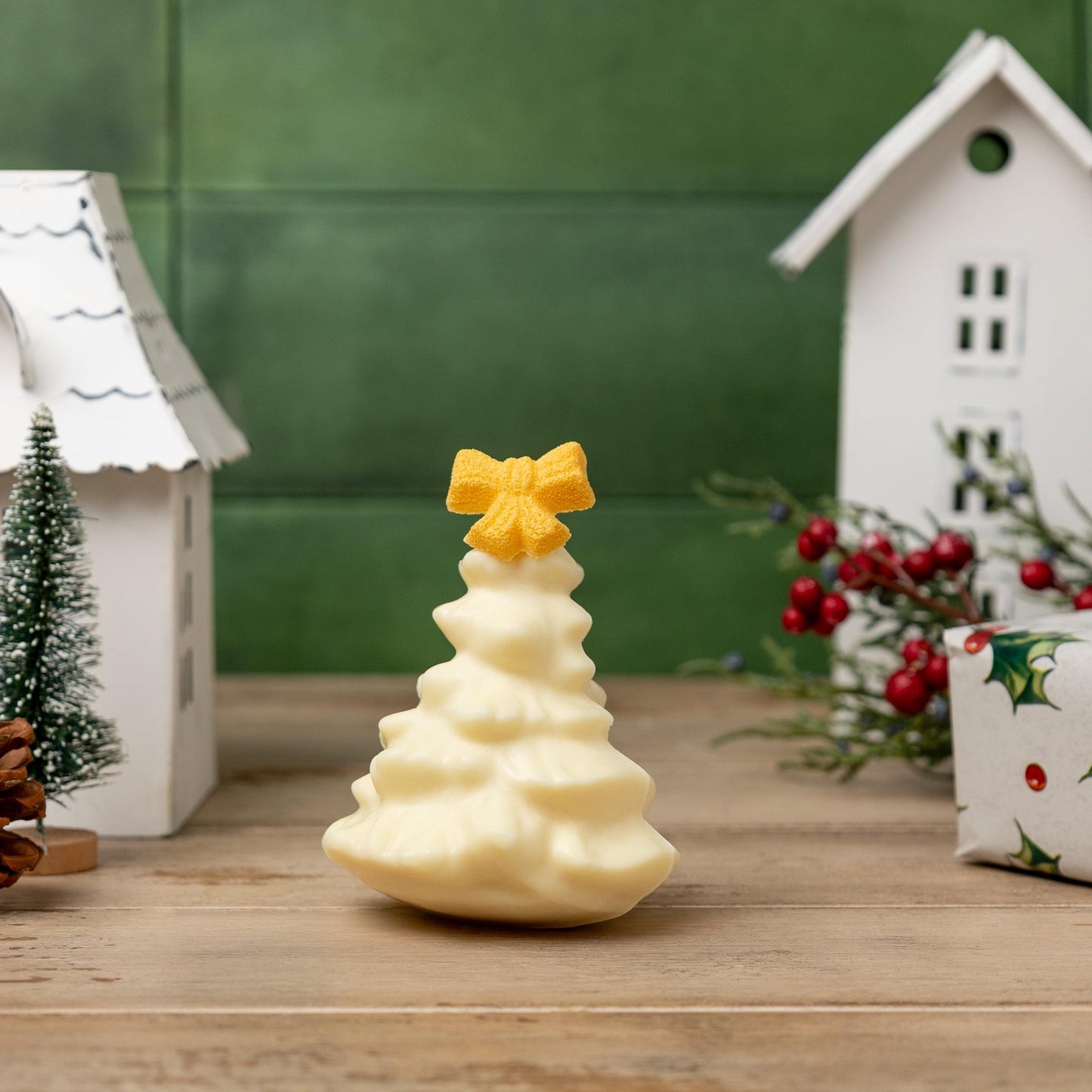 3D Christmas Tree With Bow