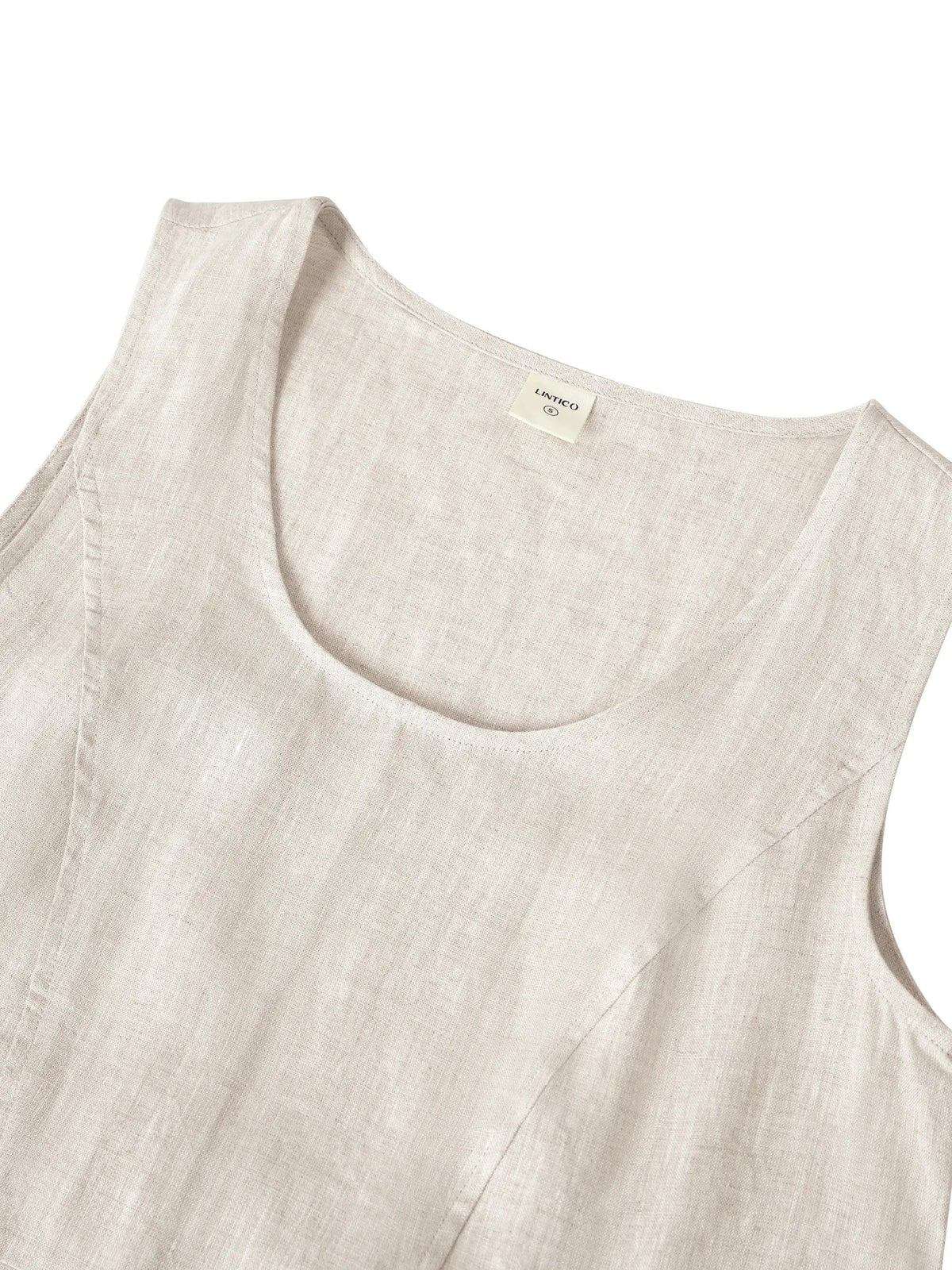 a close up of a white shirt