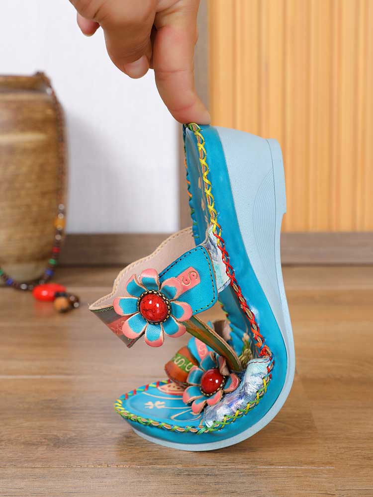 Gwen Floral Embossing Sandals