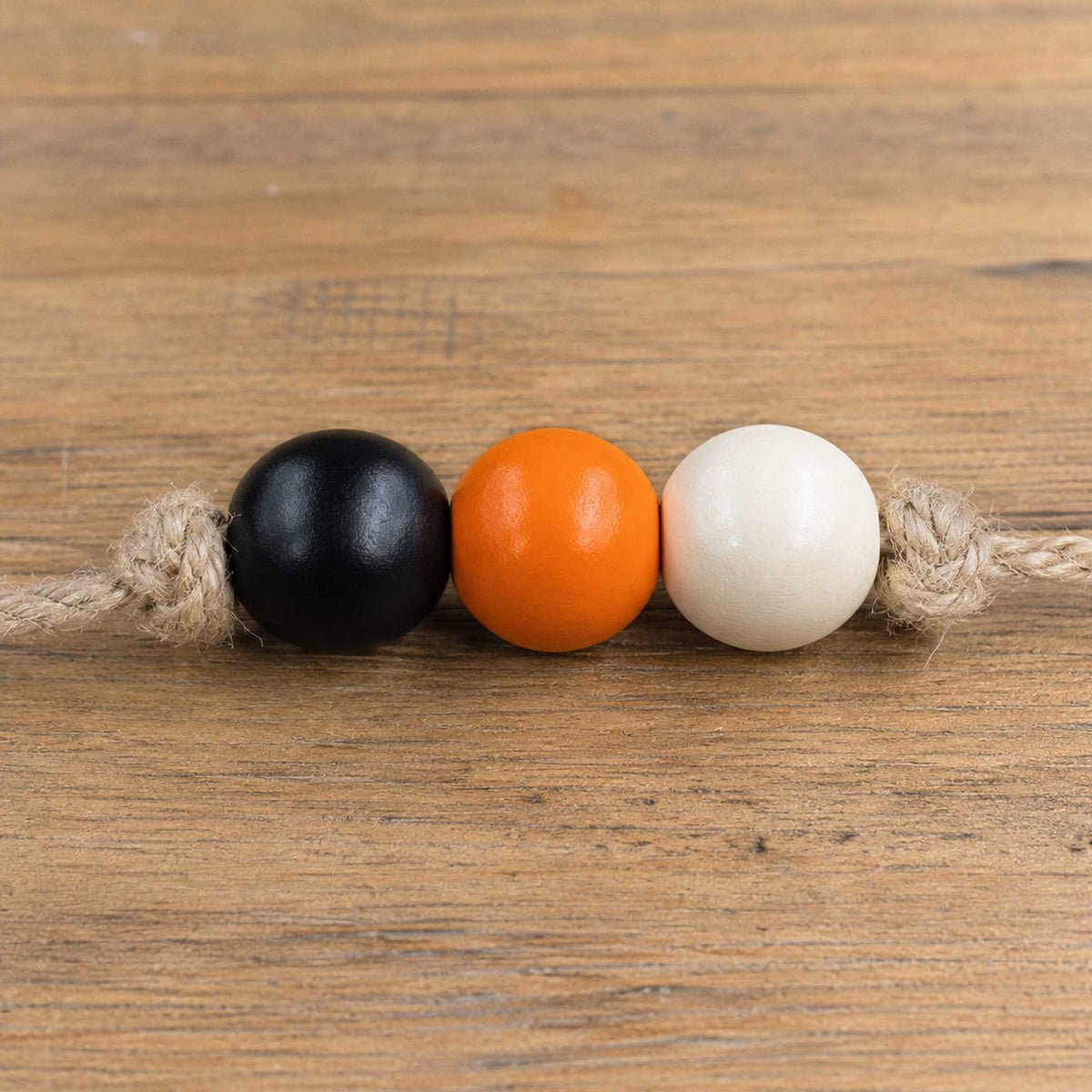 Happy Halloween Wooden Wall Hanger with 3 Pumpkin Decorations – Handcrafted Halloween Décor – 862105-S4
