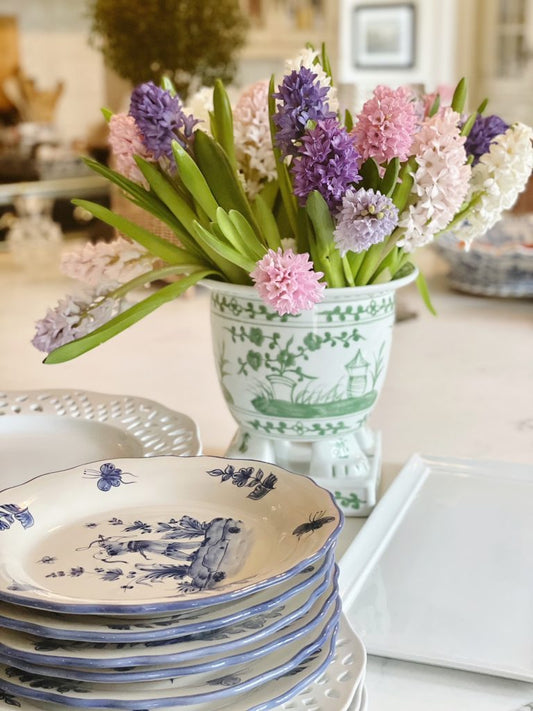Pale Green Footed Planter