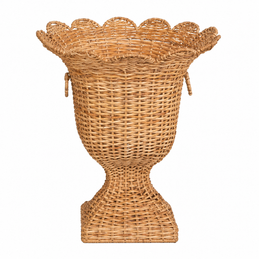 a wicker basket with a scalloped edge
