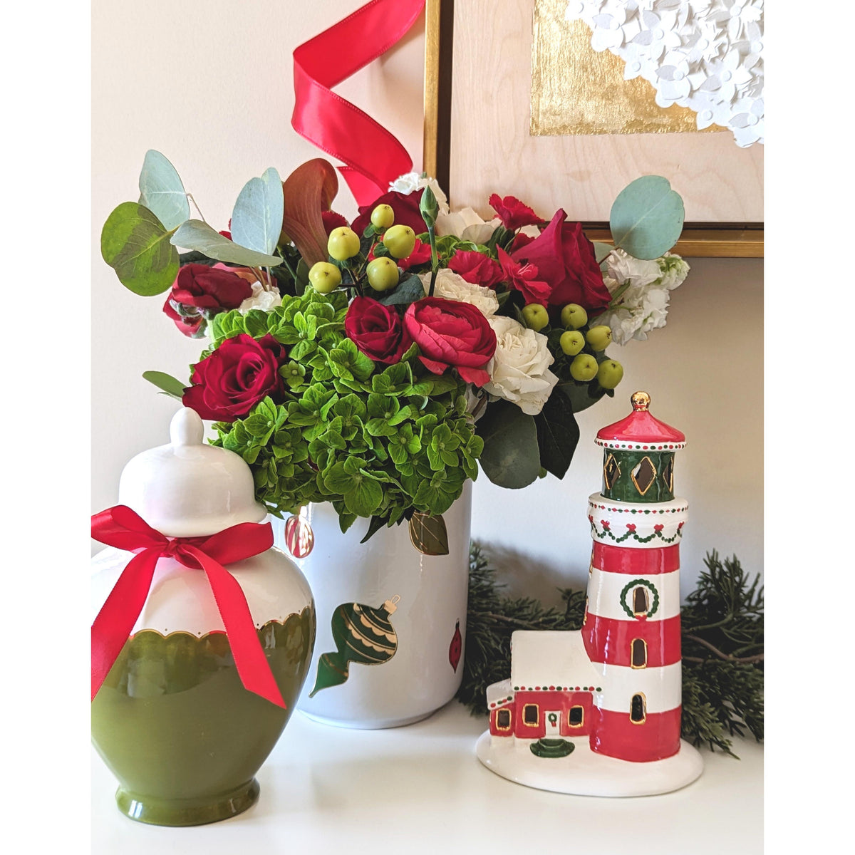 Classic Baubles Vase with 22K Gold Accents