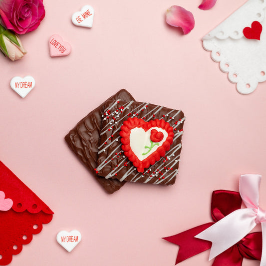 2-Piece Decorated Grahams - Valentine's Day