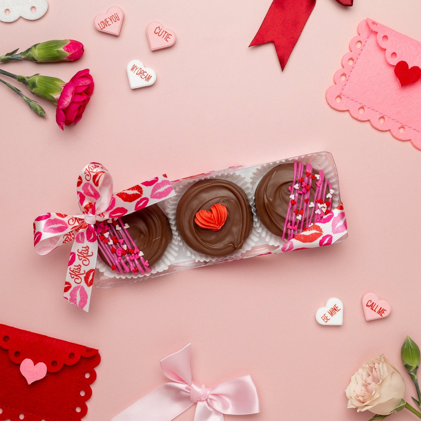 3-Piece Decorated Oreo Box - Valentine's Day