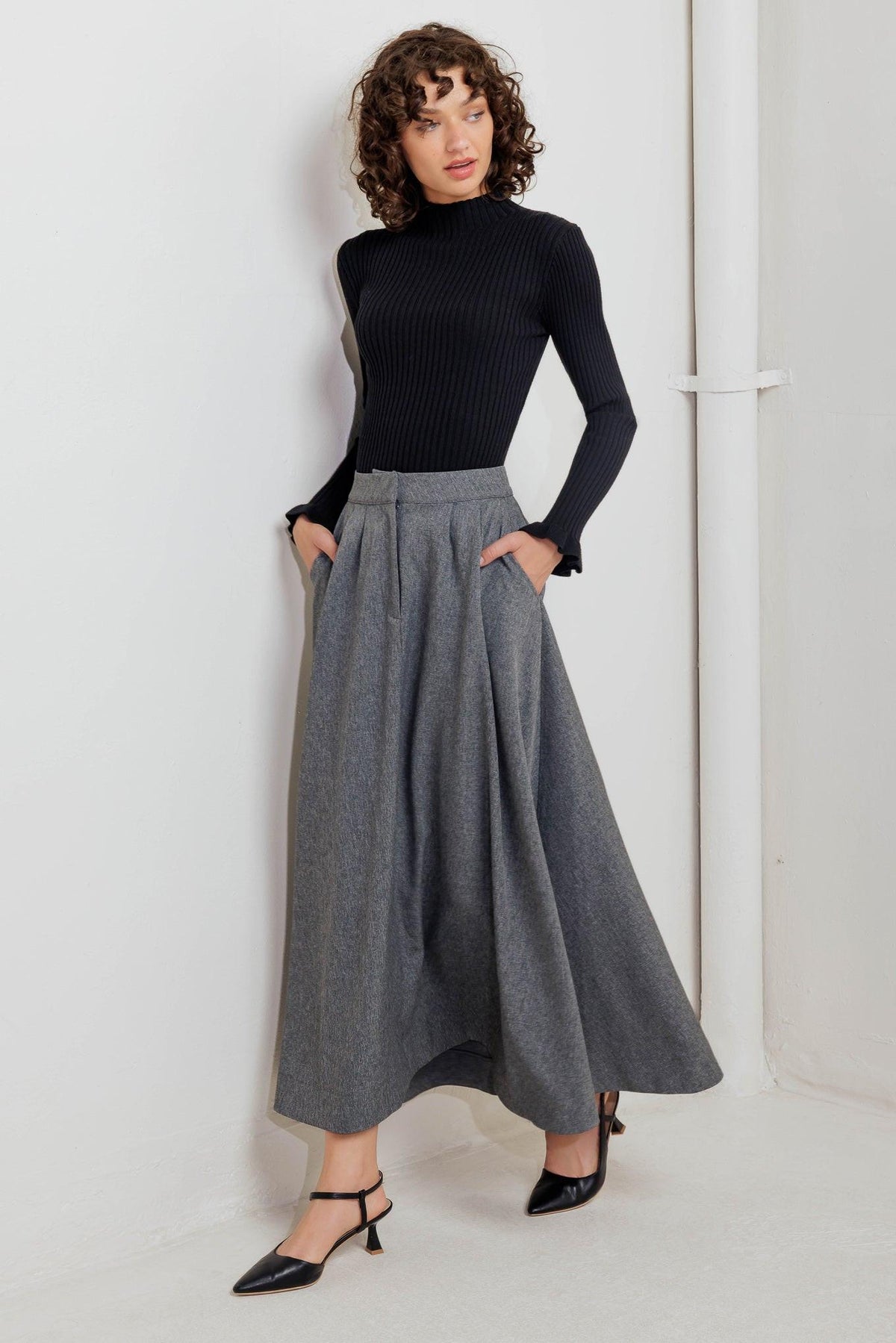 TIMELESS LOOK WOVEN MIDI CIRCLE SKIRT