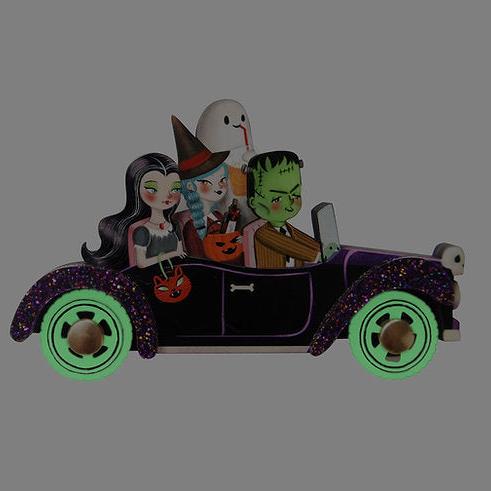 Frankenstein’s Car Brooch by Laliblue