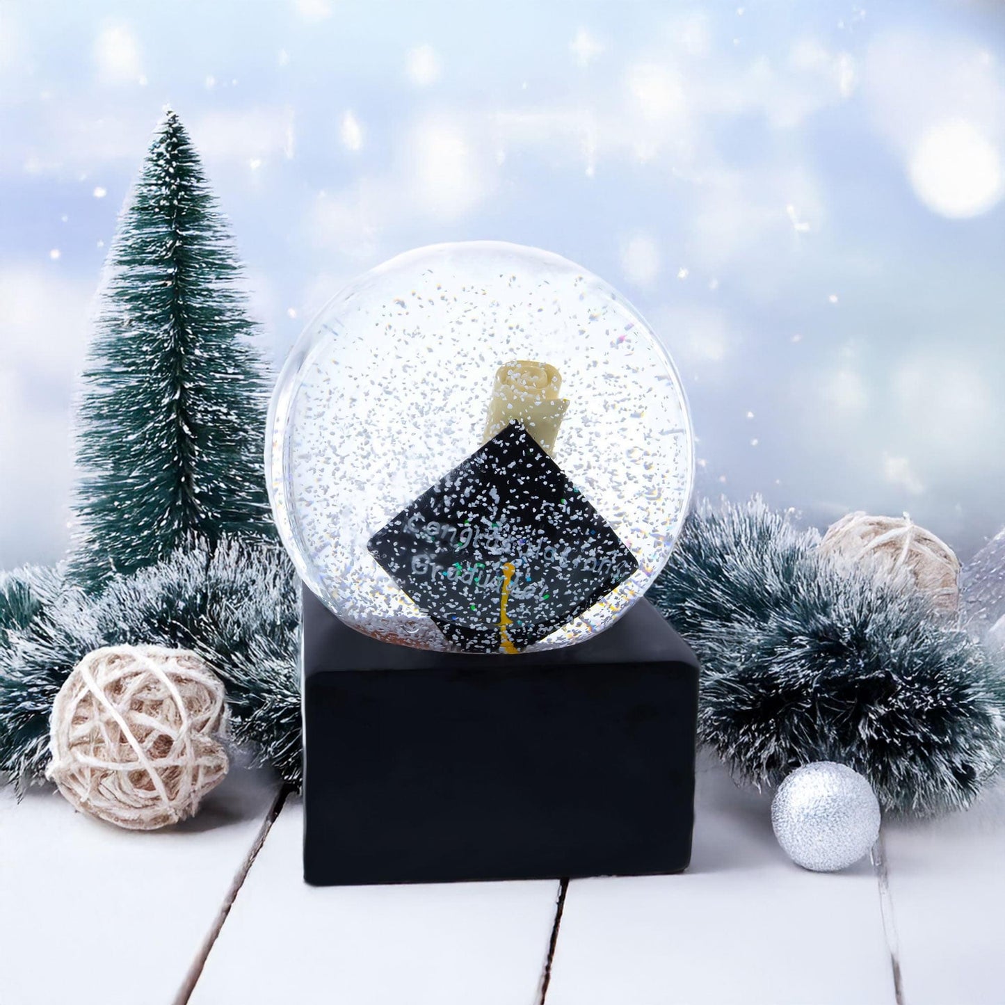 Graduation Hat & Diploma Glass Water Snow Globe