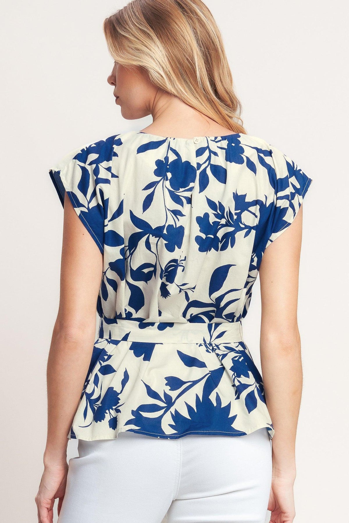 LOVE GROWS HERE WOVEN TOP