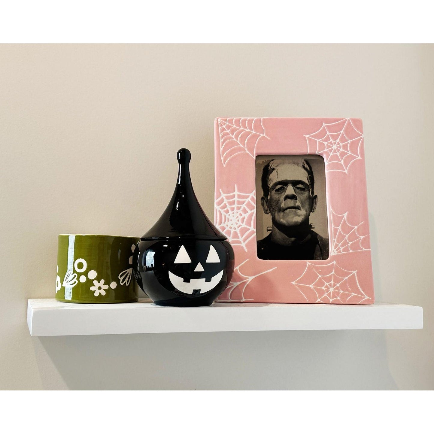 Jack-O'-Lantern Teardrop Jar in Black