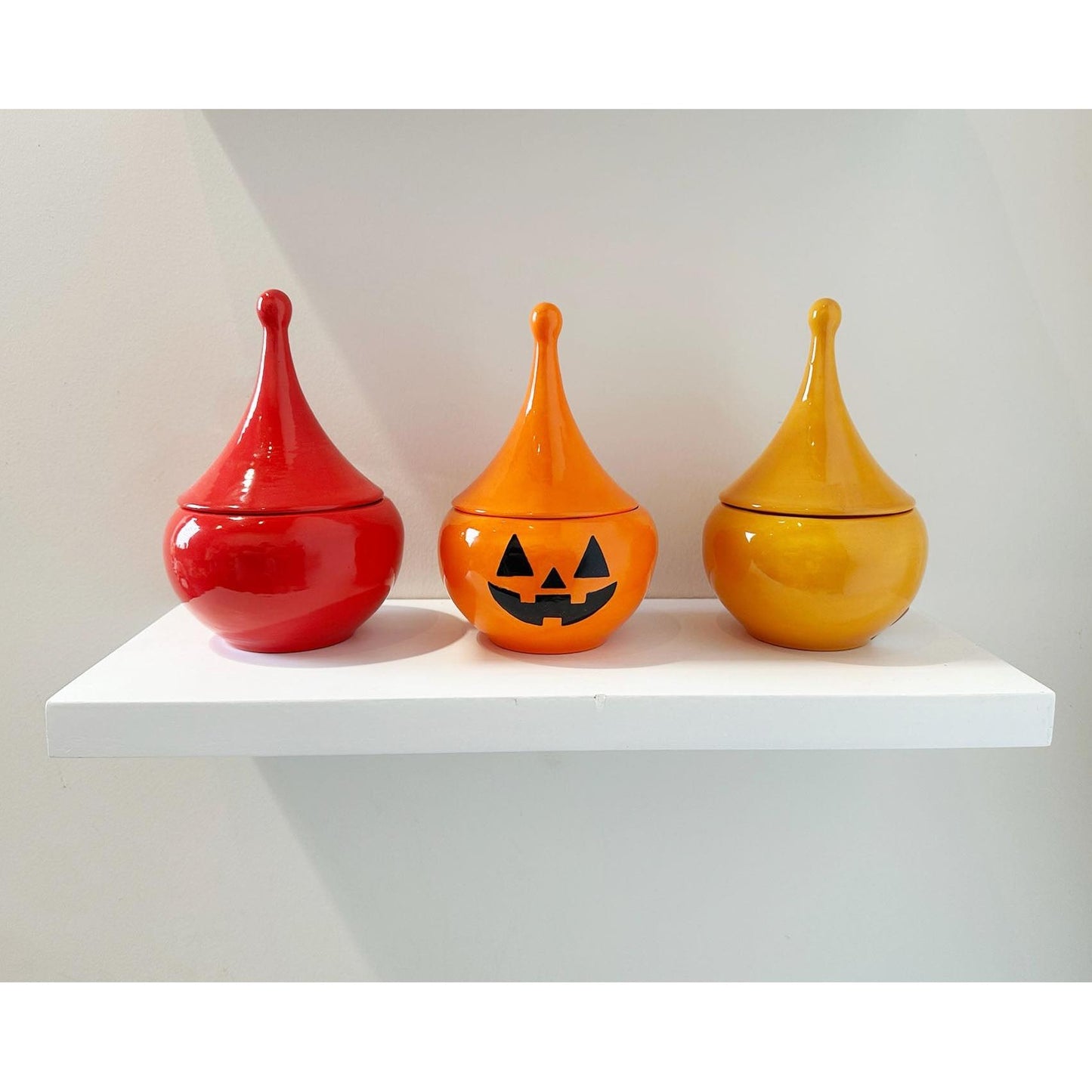 Jack-O'-Lantern Teardrop Jar in Tiki Orange