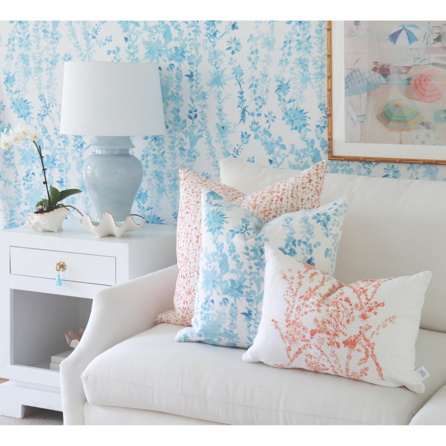 Hydrangea Light Blue Ginger Jar Lamp