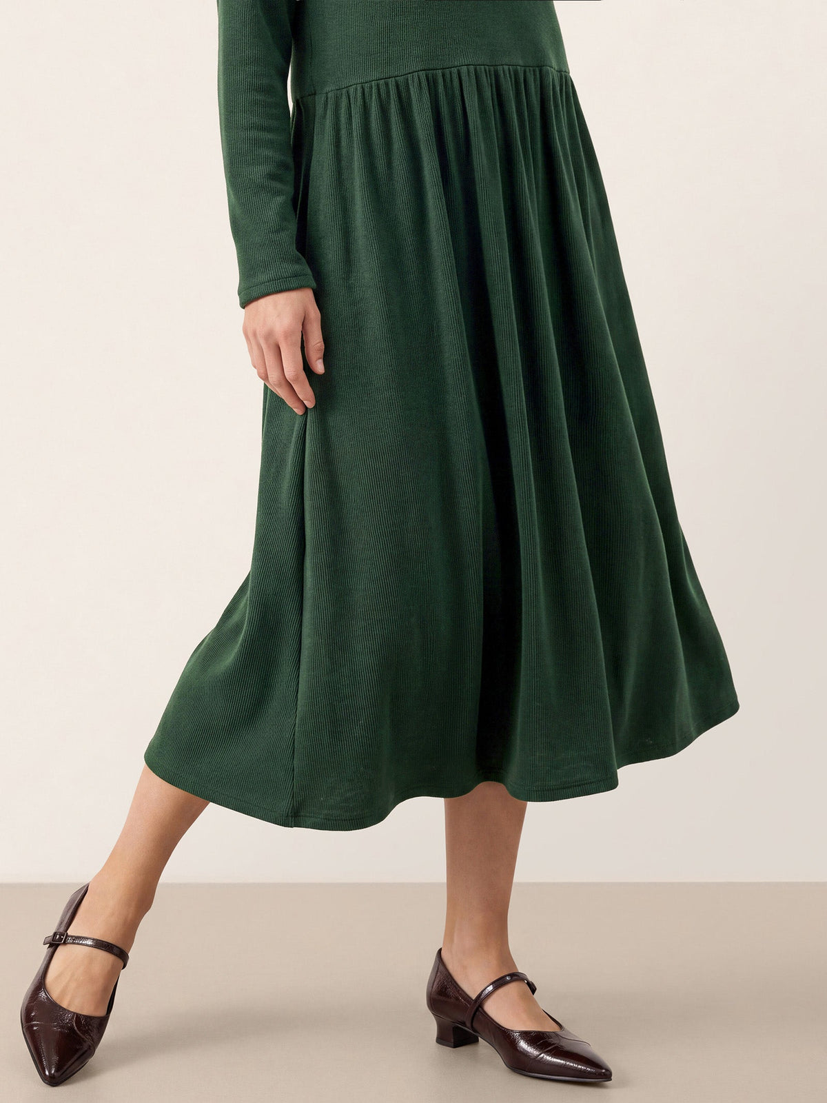 Lyocell Ruffle V-Neck Gathered Waist Knit Midi Dress BRIELLE