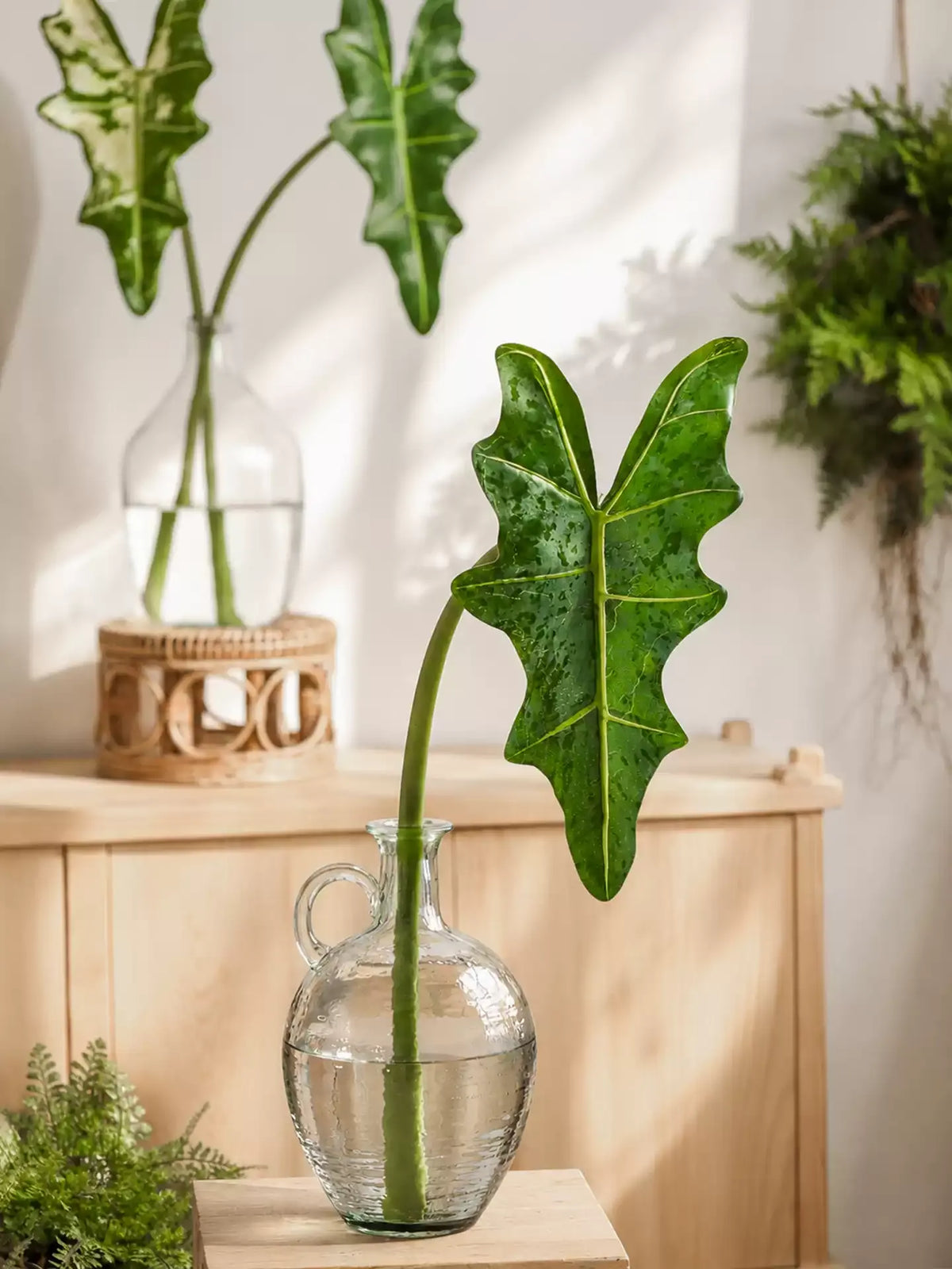Statement Alocasia Leaf – 34.3"