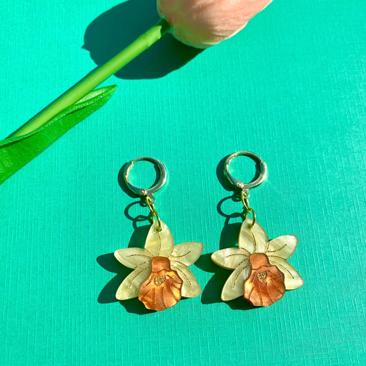 Mini Daffodils Acrylic Earrings