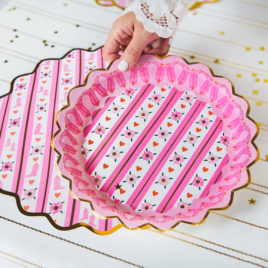 Boot Scoot Blooms Dinner Plates (10 count)