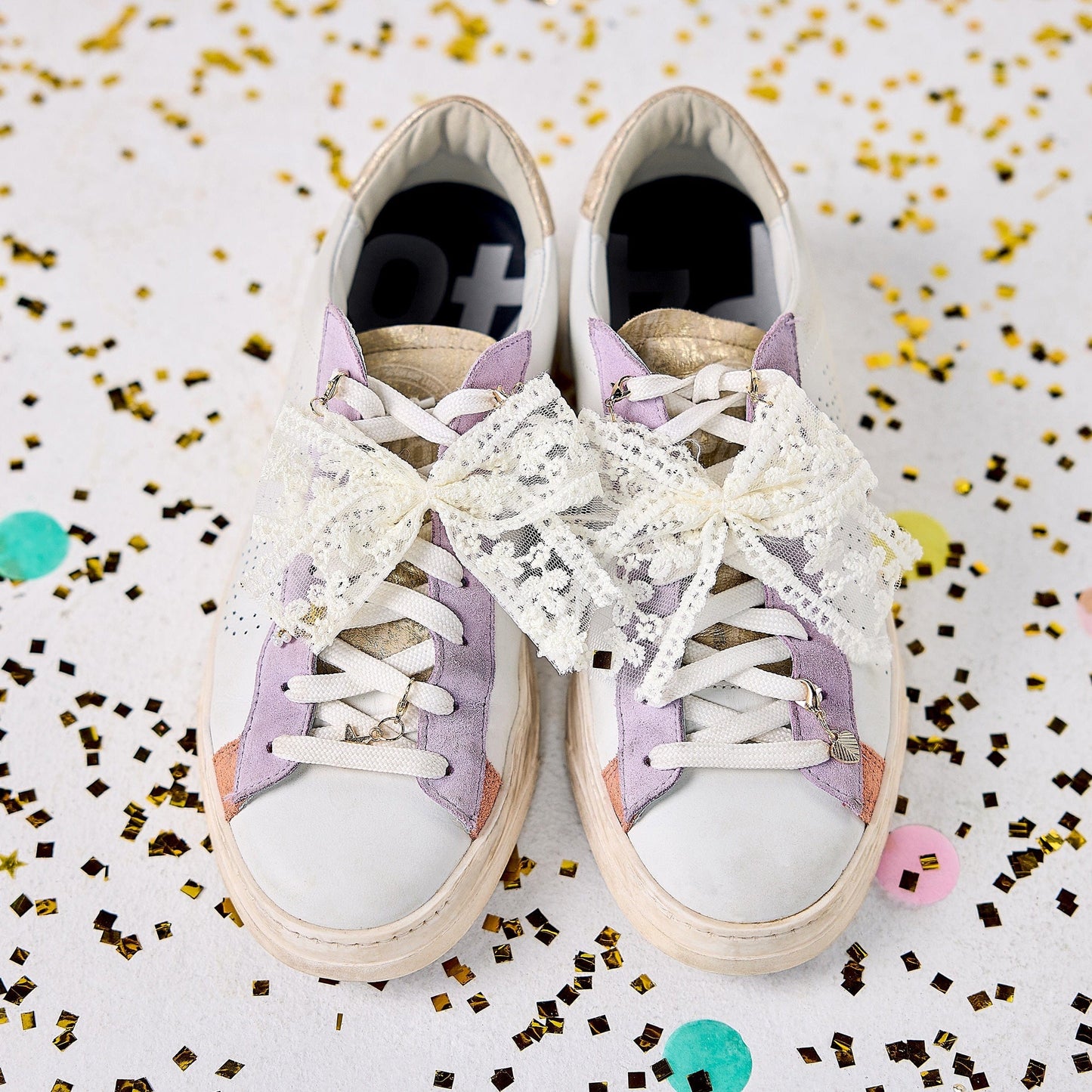 Shoe Charm Set - Lace Bows & Gold Charms
