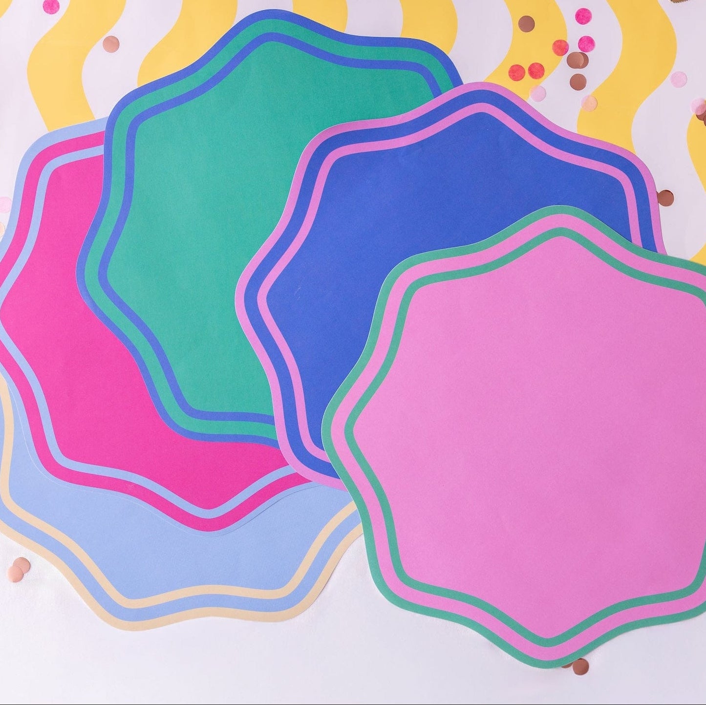 Colorwave Scalloped Placemats (10 ct, 5 colors)