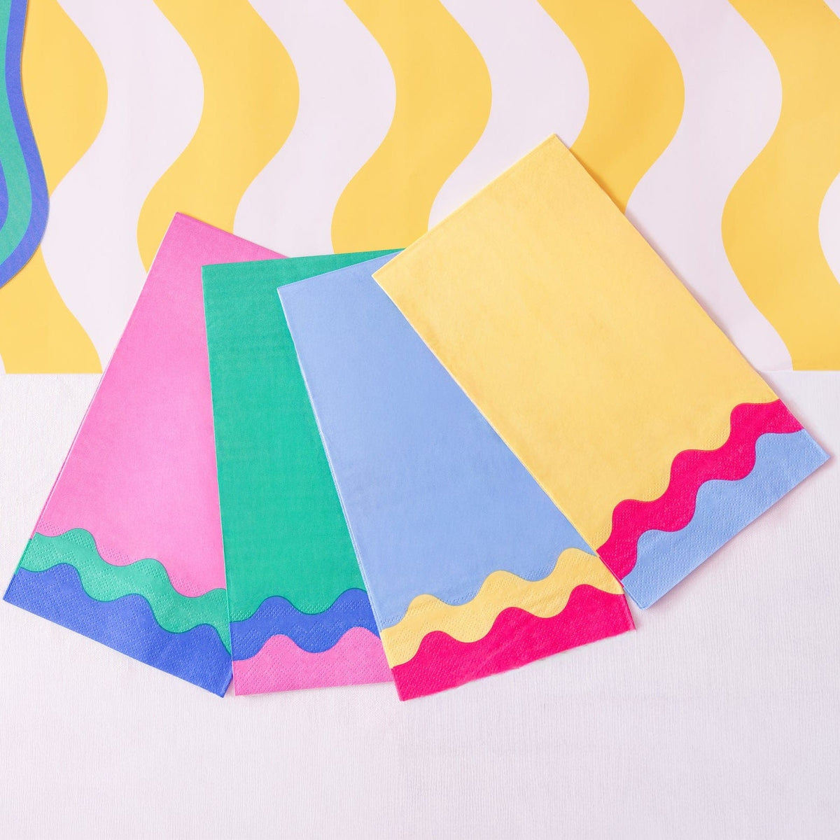 Colorwave Guest Napkins (16 ct, 4 colors)