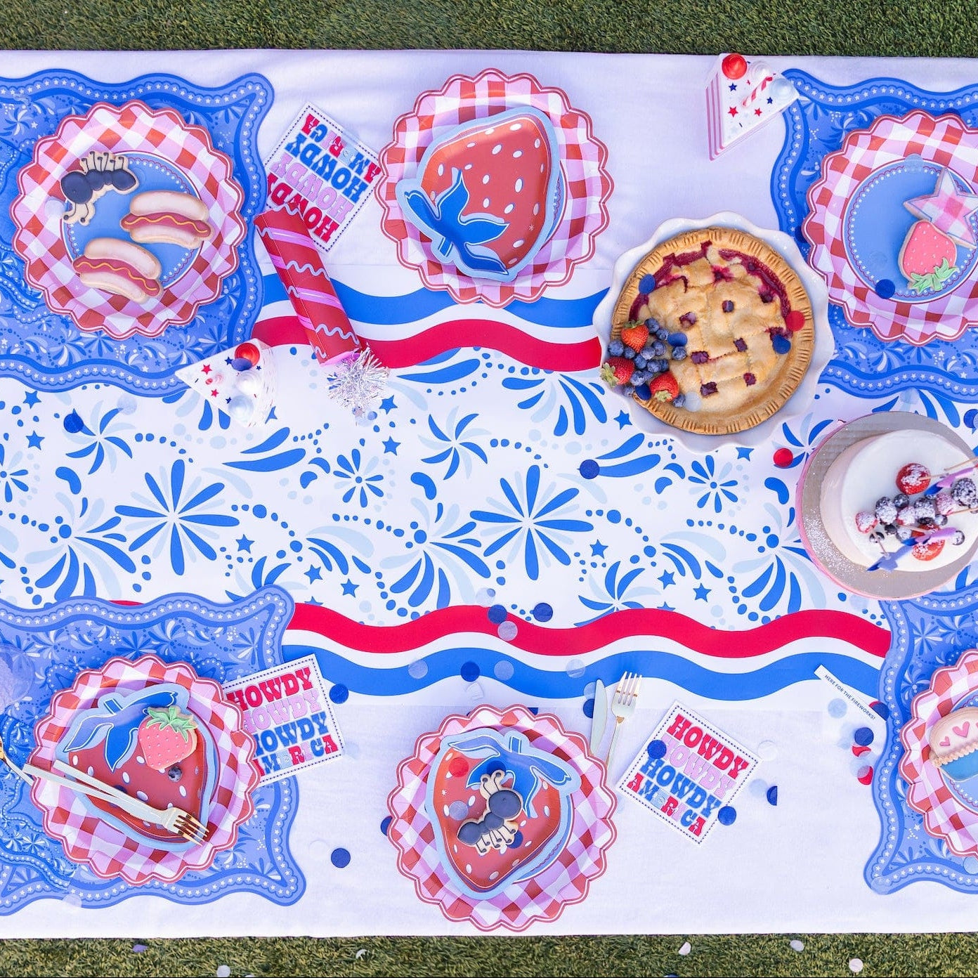 Star Spangled Spark Paper Table Runner (25 ft, cut to fit)