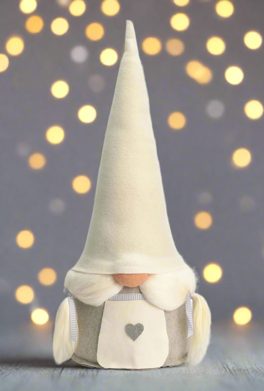 Tomte Gnome - Olga With White Cap