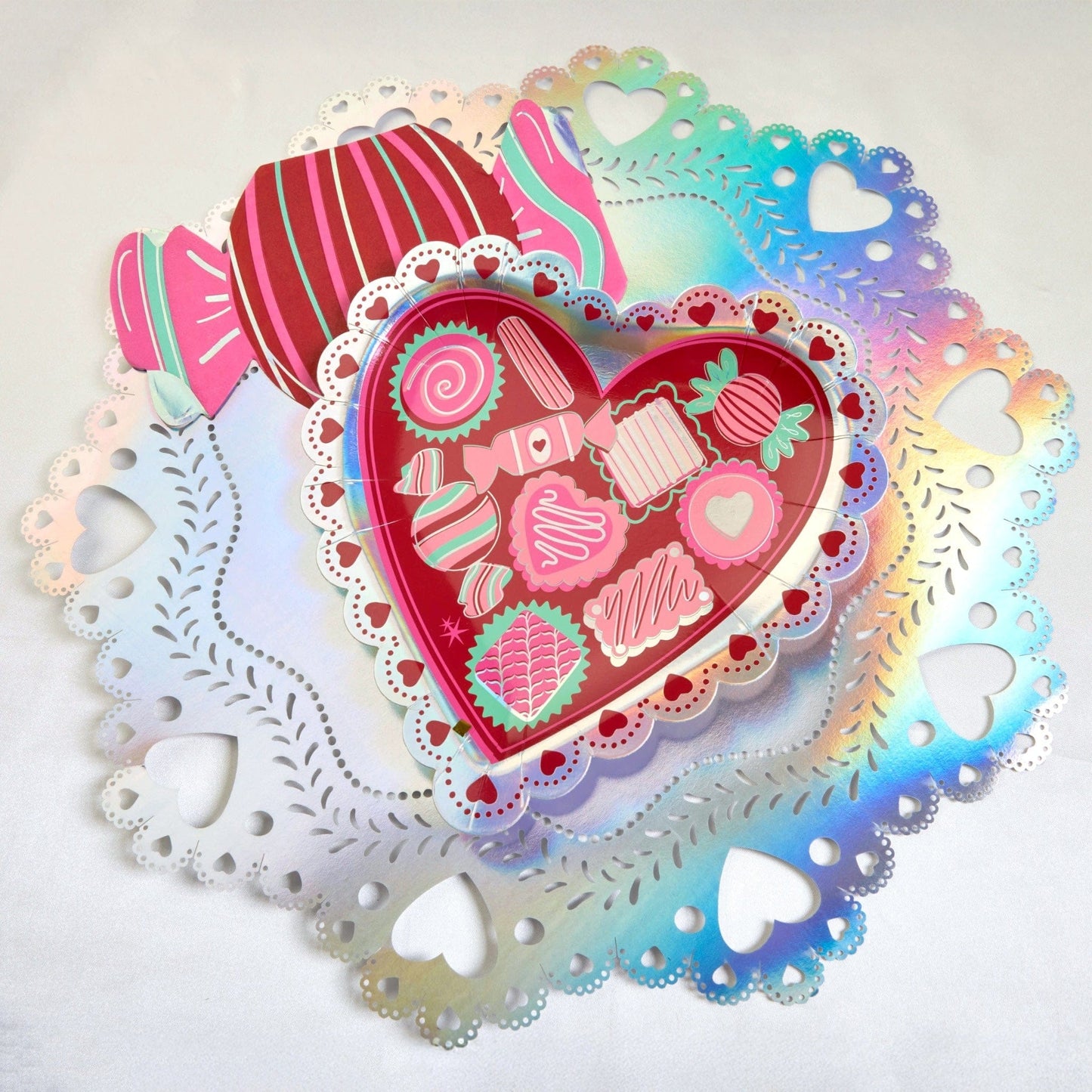 Sweetheart Iridescent Doily Placemats (10 count)