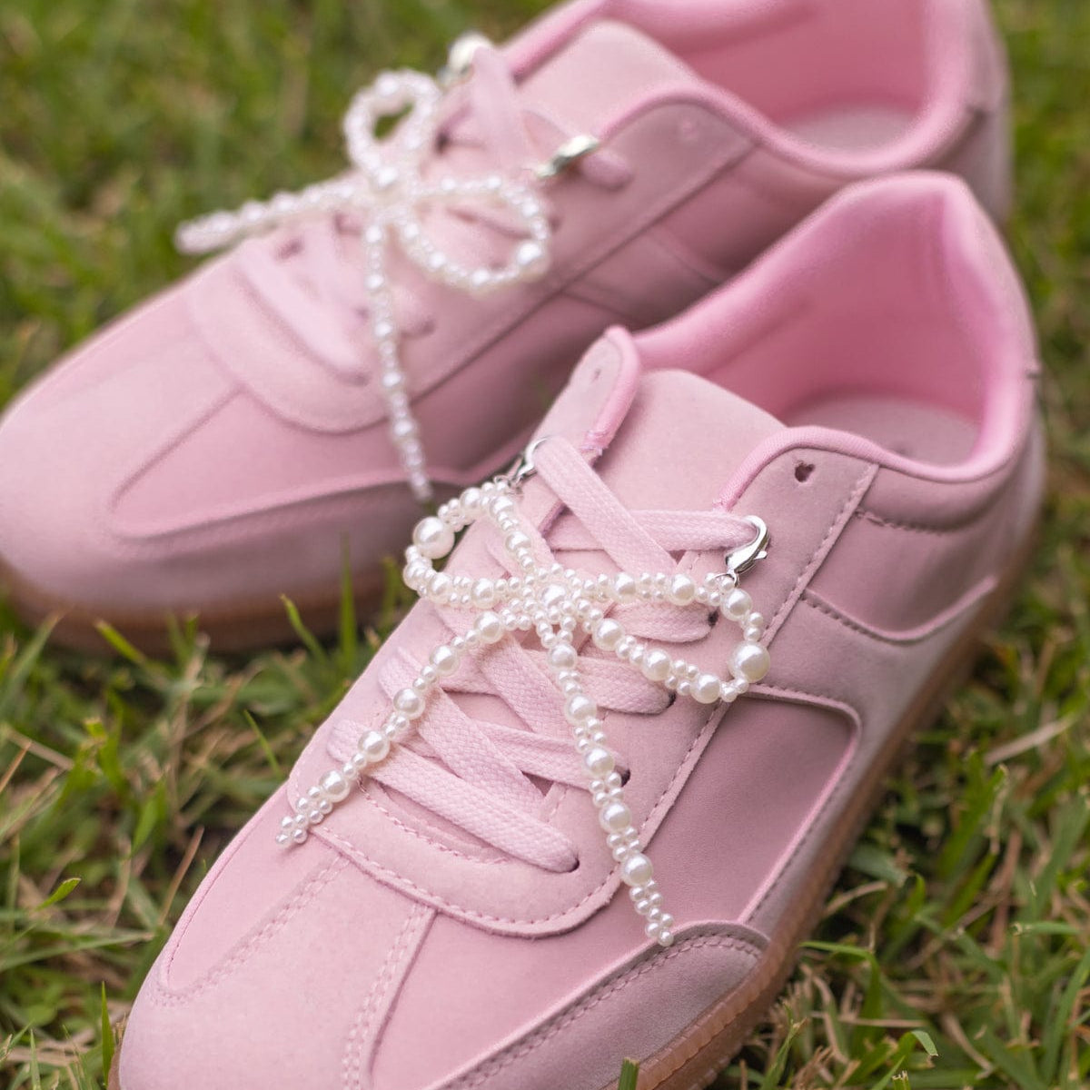 Shoe Charm Set  - White Pearl Bows