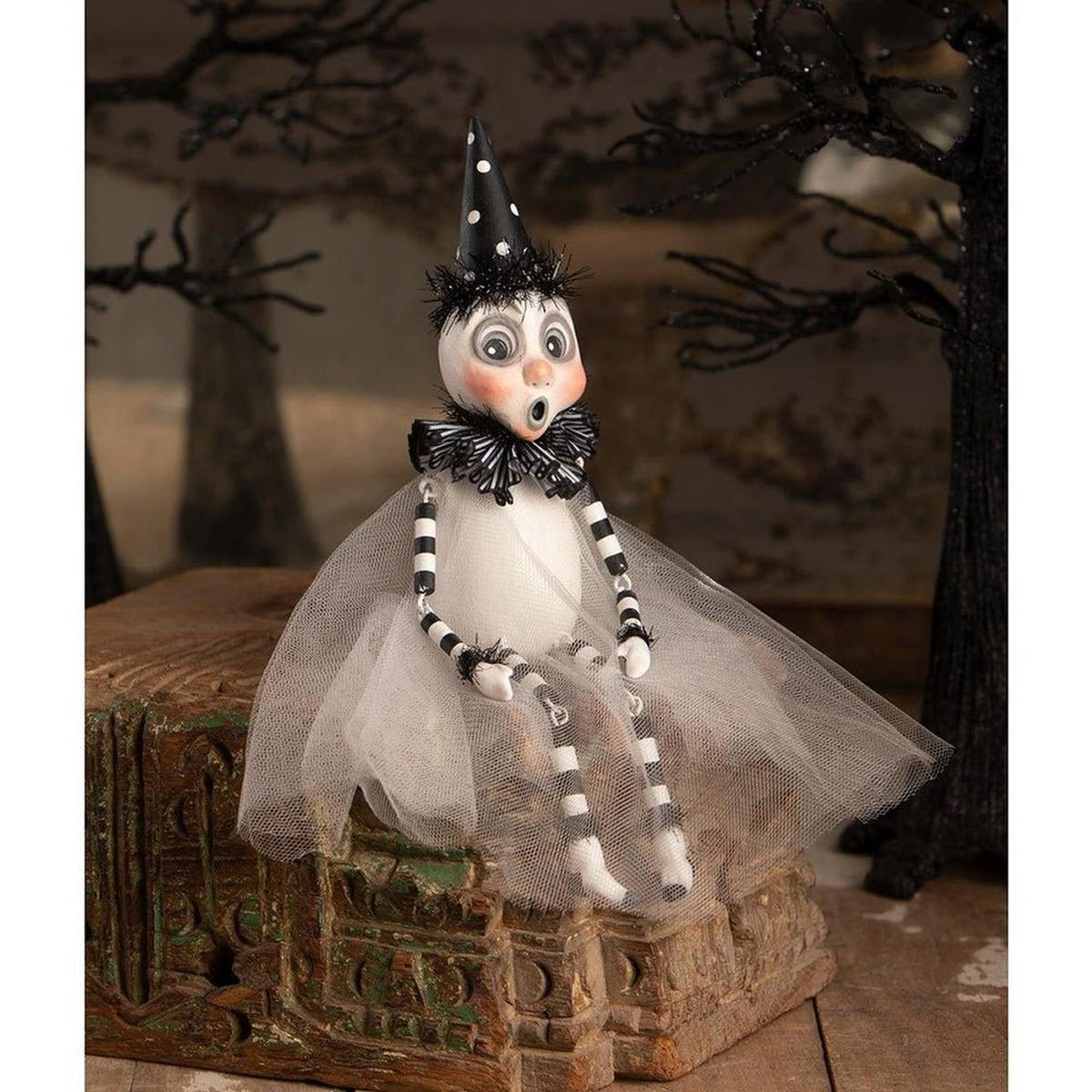 Party Ghost Sitter Halloween Figurine