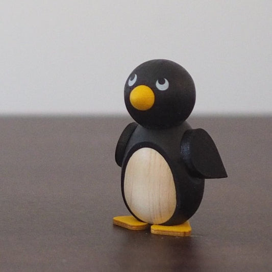 Weihnachtsmann Collectibles - Frankie the Penguin (Single)