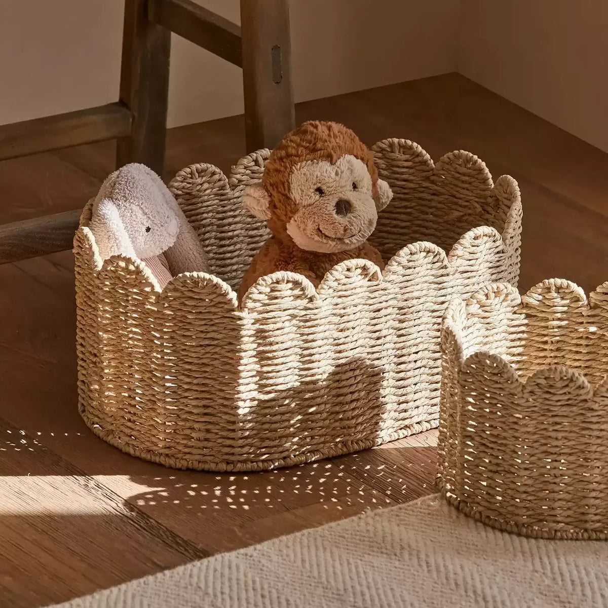 Meadow Scallop Basket
